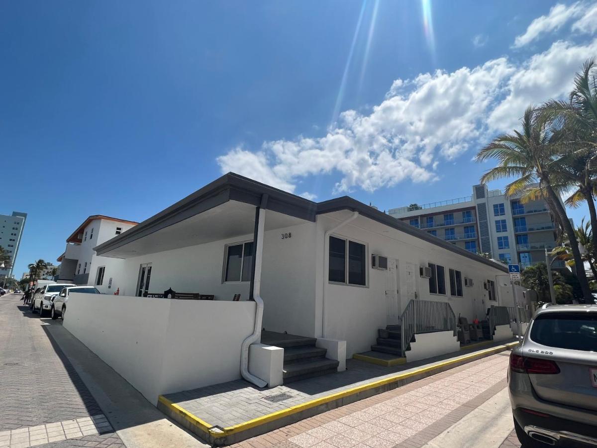 The Pearl Beachside On Hollywood