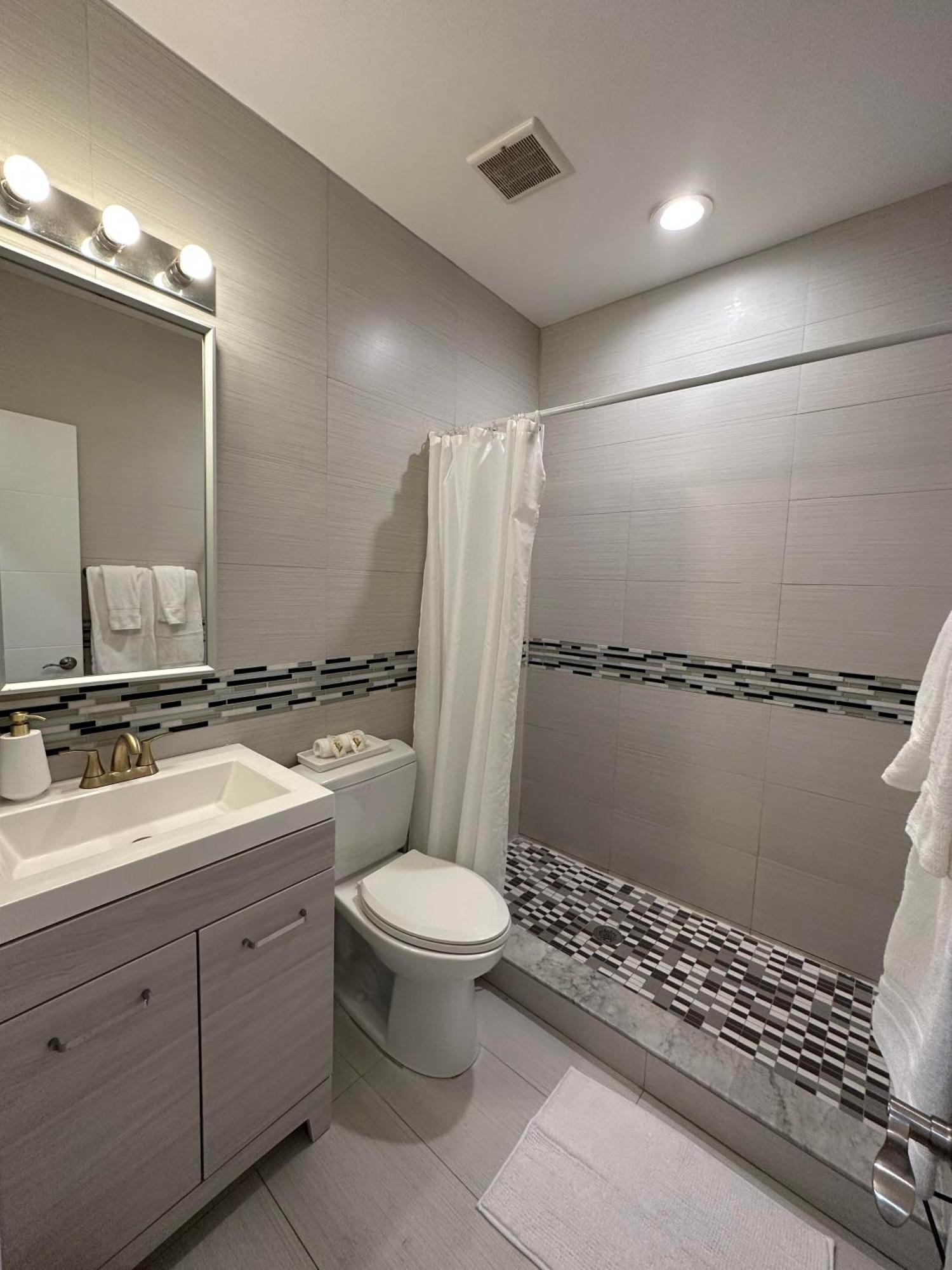 The Pearl Beachside On Apartment *